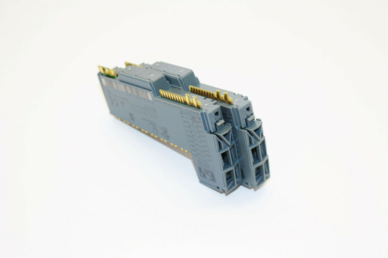 Uscite di Digital del modulo 16 del SISTEMA ingresso/uscita dello SpA di X20DOF322 B&amp;R X20 24 VCC per i collegamenti di 1 cavo