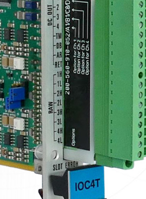 IOC4T 200-560-000-111 La scheda I/O funge da interfaccia di segnale per la protezione delle macchine e il monitoraggio delle condizioni di base