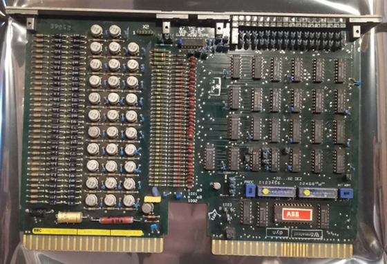 ABB 07YS03 GJR2263800R3 Modulo di uscita