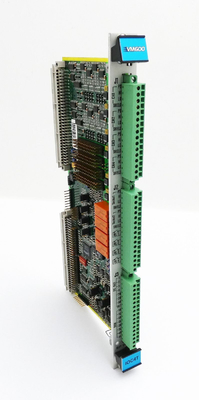 IOC4T 200-560-000-016 La scheda I/O funge da interfaccia di segnale per la protezione delle macchine e il monitoraggio delle condizioni di base