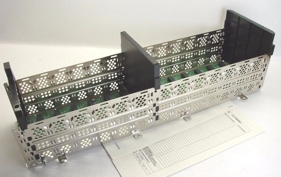 TC-FXX172 Honeywell Experion 17 Scalatura Rack Chassis per parti DCS Nuovo di zecca