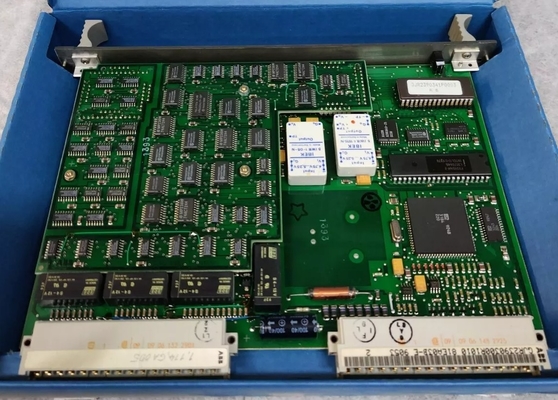 ABB 83SR07E-E GJR2392700R1210 Modulo di accoppiamento del sistema di controllo