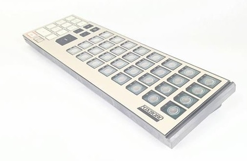 Foxboro P0903CW Combinazione di 32 LED / Switch Pair Una tastiera numerica a 16 sezioni e un LED NUM LOCK