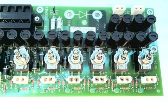 IS200EPDMG1B Modulo di distribuzione di potenza dell'eccitatore GE 125 V Corretto di circuito a corrente continua Corretto di protezione dei terminali di ingresso/uscita