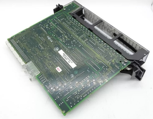 IC697ALG320 GE Modulo di corrente di tensione del sistema di uscita analogico ad alto livello