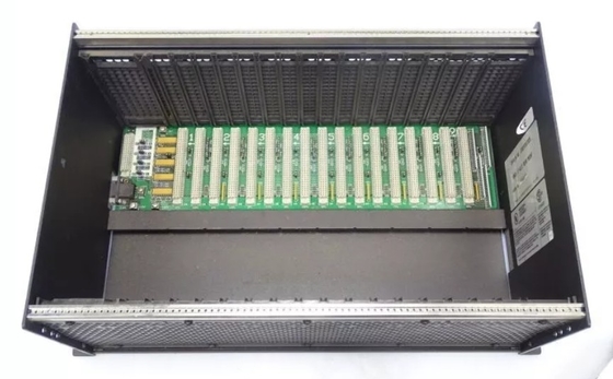 IC697CHS782 GE CPU PLC Rack 17 Slot Serie 90-70 Integratore VEM montato posteriore