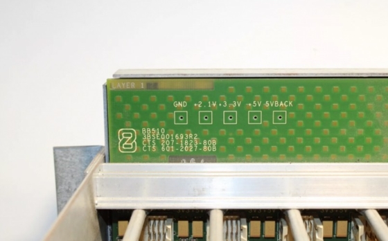 RF533 3BSE014227R1 BB510 3BSE001693R2 ABB Subrack 12SU Compreso il piano di fondo