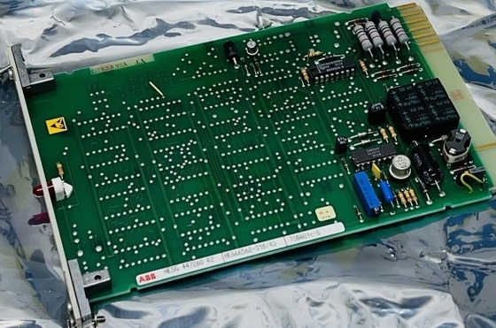 70BA01C-S HESG447260R2 ABB Bus End Module Control I/O e Comunicazioni