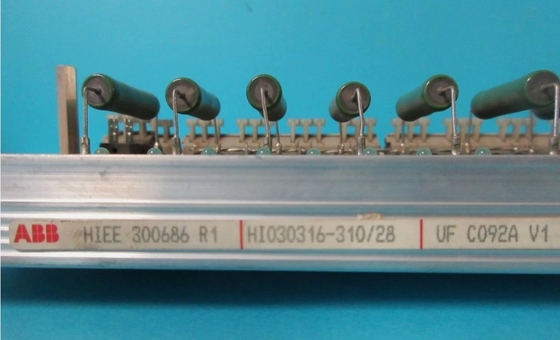 HIEE300686R1 UFC092AV1 ABB MODULO DI INGRESSO BINARIO