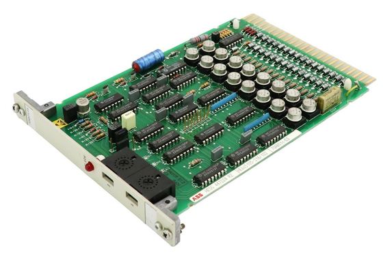Modulo di controllo di uscita digitale ABB 70AB01C-ES HESG 447224 R2 Compatto 16*16*12cm