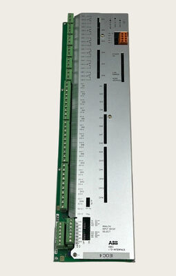 3BHB000272R0101 ABB UFC719AE101 Modulo di interfaccia I/O della scheda PLC