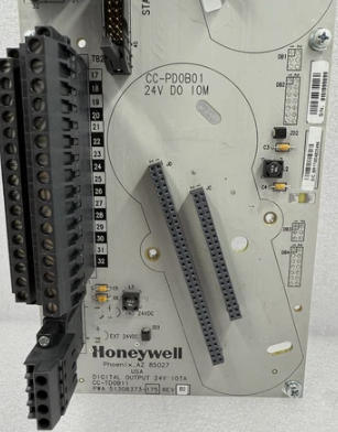 Honeywell CC-TDOB11 Modulo IOTA di uscita digitale con configurazione ridondante, rilevamento a circuito aperto e rating 24Vdc