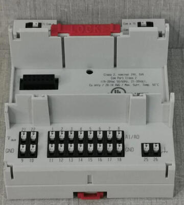 Honeywell XS821-22 24Vdc 110mA Socket terminale di uscita galleggiante con modulo e disegno di separazione base