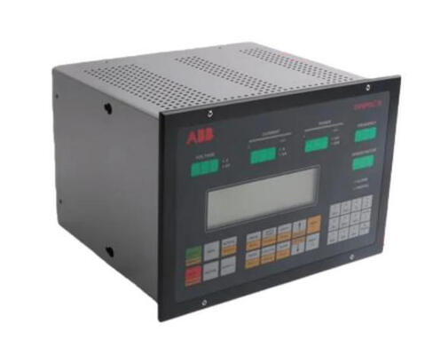 CMA120 3DDE300400 ABB Unità di pannello di controllo di base con interruttore scorrevole a 3 posizioni 8 ingressi digitali e 4 ingressi analogici