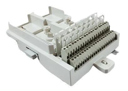 TU842 3BSE020850R1 ABB Unità di terminazione del modulo I/O