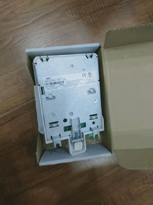 Pezzi di ricambio 3BSE018172R1 dello SpA di CA 800M Rechargeable Battery Unit di SB822 ABB
