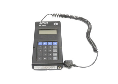 Operatore tenuto in mano General Electric della mano del monitor di IC660HHM501 GE Fanuc GE