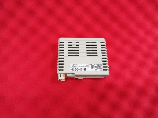 Automazione di processi 3BSE008514R1 del modulo di uscita di Manica dell'ingresso/uscita 8 di DO820 ABB S800 230V Abb