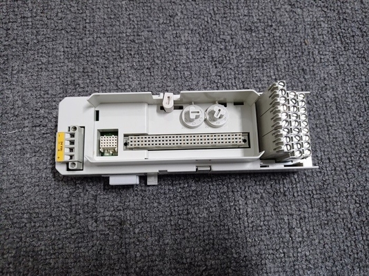Ingresso/uscita 3BSC840157R1 della base S800 dell'unità di termine del modulo dello SpA di TU891 ABB