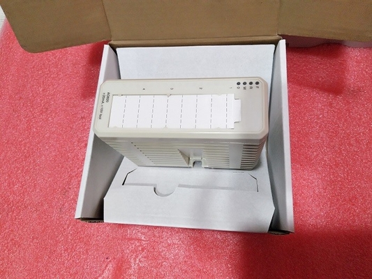 DCS dell'ingresso/uscita di CH S800 del modulo di uscita analogica dello SpA di AO820 3BSE008546R1 ABB 4
