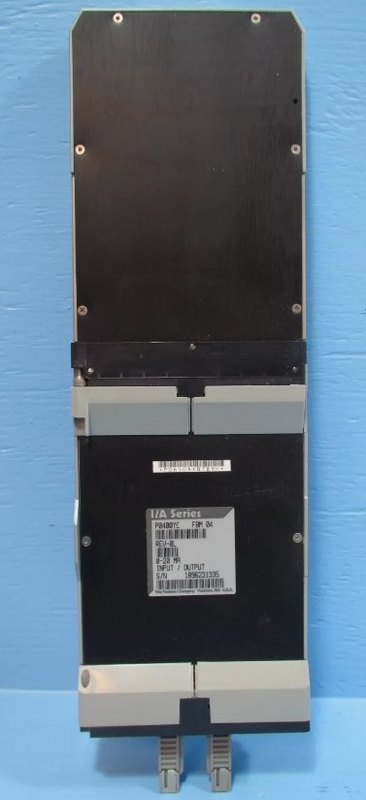 Foxboro P0400YE FBM04 0-20 MA Modulo di interfaccia contiene quattro canali di ingresso analogici Dc e quattro canali di uscita