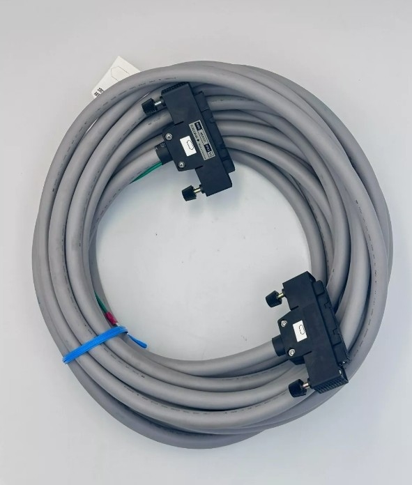YOKOGAWA AKB331 Cavo di segnale 50-50 pin per la connessione tra SDV144/531/53A/541/SAT145 e la scheda terminale